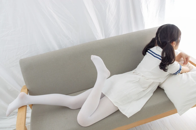 森萝财团《内部-002》主题写真：122张全套美图