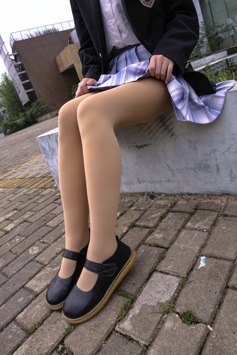 森萝财团《月下-01》主题写真：76张全套美图