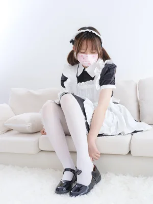 森萝财团《热池-01E 4K》主题写真：104张全套美图，含1个视频