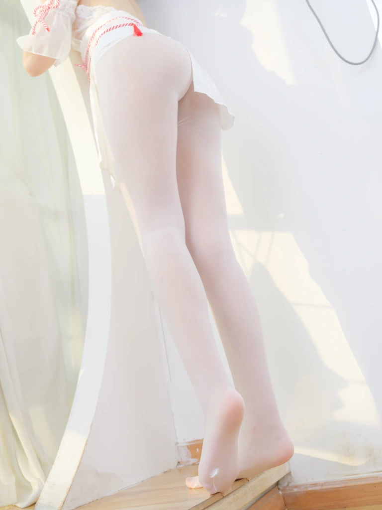 森萝财团《蜃楼-02E 4K》主题写真：104张全套美图，含1个视频