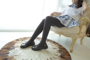 森萝财团《月下-03》主题写真：83张全套美图，含1个视频