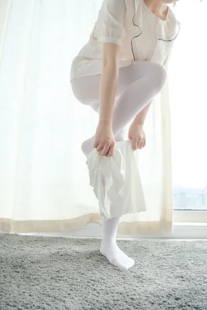 森萝财团《月下-04》主题写真：102张全套美图，含1个视频