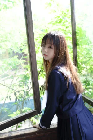 稚乖画册 晴空-08 夜夜《稚乖画册 生煎团团-01》主题写真：70张全套美图，含1个视频