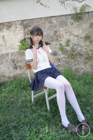 稚乖画册 晴空-08 夜夜《稚乖画册 夜夜 单车郊游》主题写真：85张全套美图，含1个视频