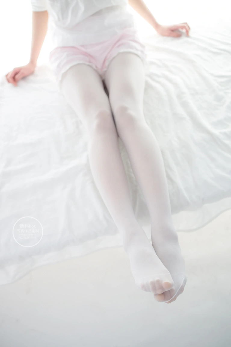 森萝财团《有料-23》主题写真：53张全套美图，含1个视频
