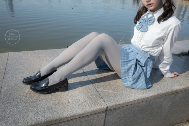 森萝财团《有料-30》主题写真：100张全套美图