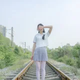 森萝财团《有料-38》主题写真：60张全套美图