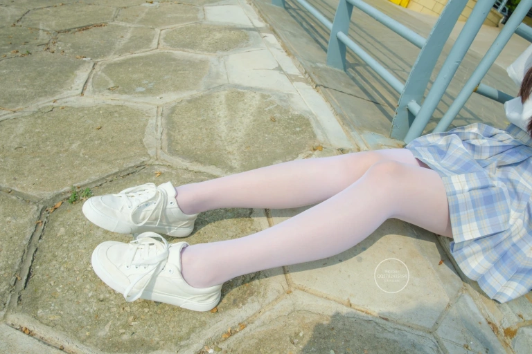 森萝财团《有料-46》主题写真：85张全套美图