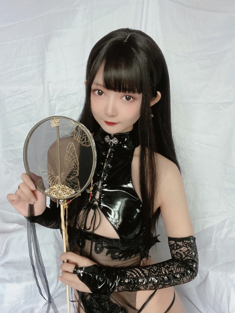 51酱《靡烟》主题写真：35张全套美图