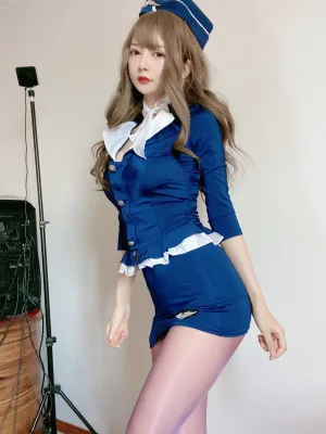 51酱《蓝色制服装》主题写真：35张全套美图，含3个视频