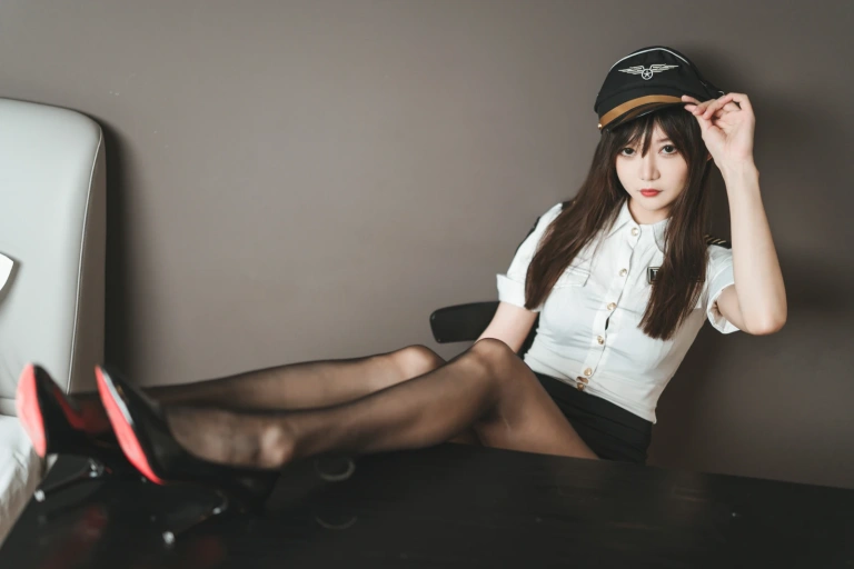 51酱《九月制服》主题写真：71张全套美图