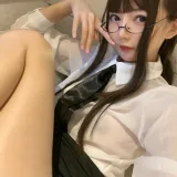 51酱《真空无内肉丝》主题写真：52张全套美图，含7个视频