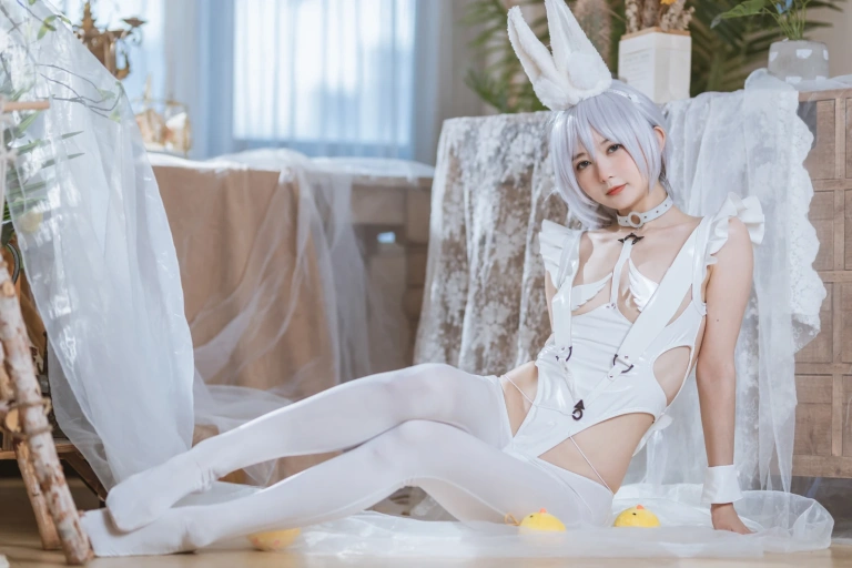 51酱《碧蓝航线·恶毒》主题写真：24张全套美图