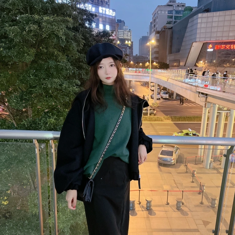 51酱《2023年02月真爱粉》主题写真：68张全套美图，含6个视频