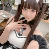 51酱《2023年02月真爱粉》主题写真：68张全套美图，含6个视频