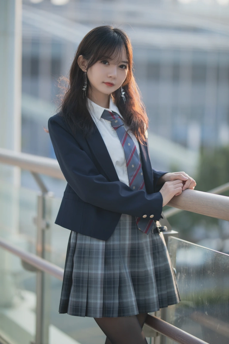 51酱《2023年02月真爱粉》主题写真：68张全套美图，含6个视频