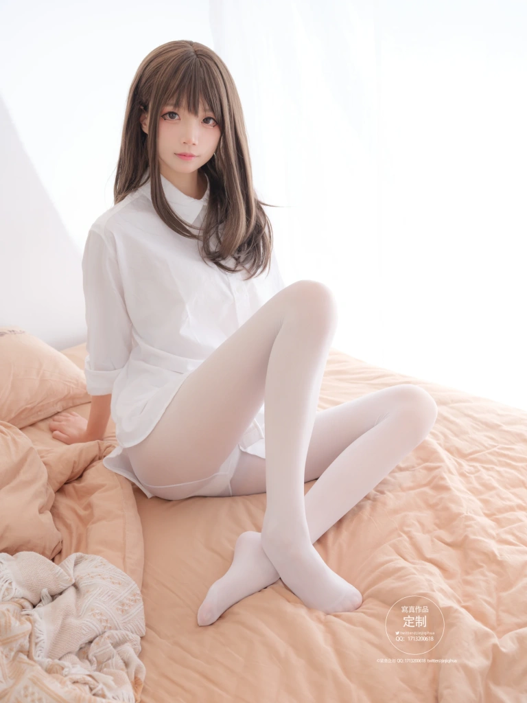 紧急企划《001》主题写真：50张全套美图