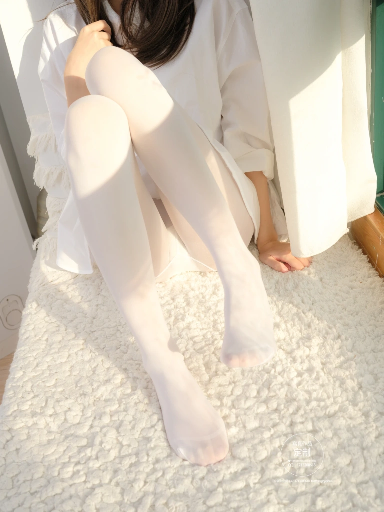 紧急企划《001》主题写真：50张全套美图