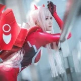 三度_69《DARLING in the FRANXX》主题写真：16张全套美图