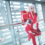 三度_69《DARLING in the FRANXX》主题写真：16张全套美图