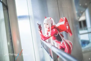 三度_69《DARLING in the FRANXX》主题写真：16张全套美图