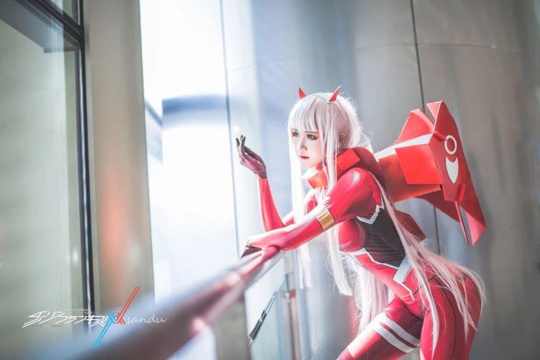 三度_69《DARLING in the FRANXX》主题写真：16张全套美图