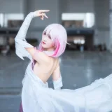 三度_69《EGOIST》主题写真：8张全套美图