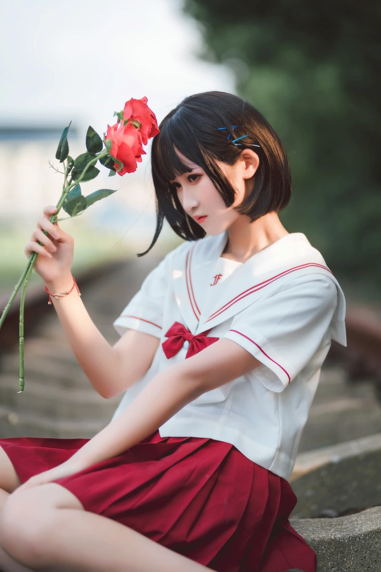 三度_69《JK红裙》主题写真：11张全套美图