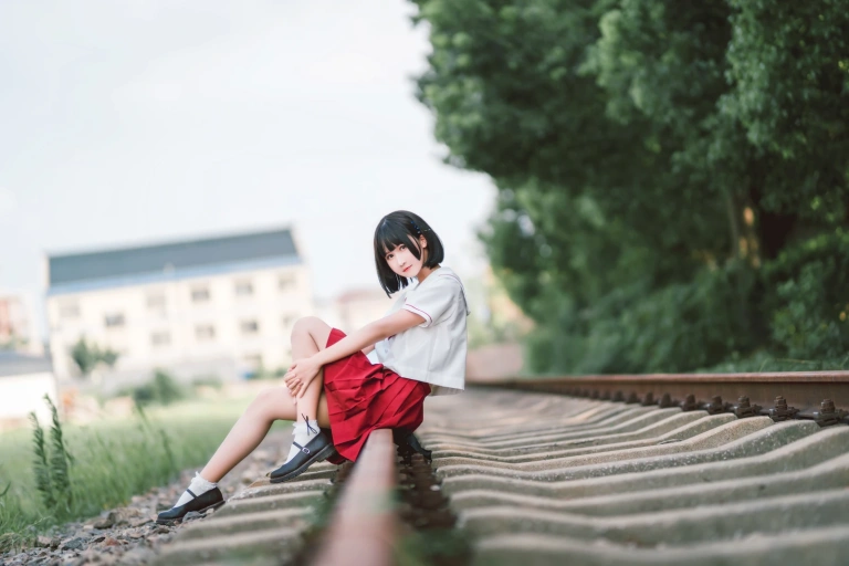 三度_69《JK红裙》主题写真：11张全套美图