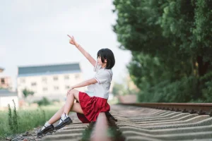 三度_69《JK红裙》主题写真：11张全套美图