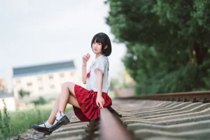 三度_69《JK红裙》主题写真：11张全套美图