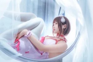 三度_69《加藤惠睡衣》主题写真：9张全套美图
