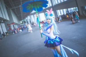 三度_69《花间舞公孙离》主题写真：18张全套美图