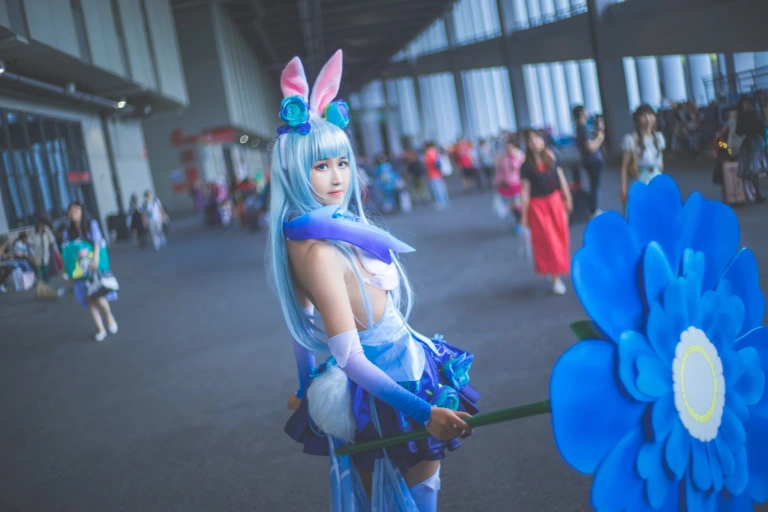 三度_69《花间舞公孙离》主题写真：18张全套美图