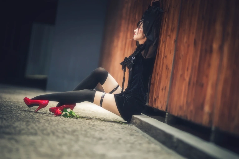 三度_69《玫瑰旗袍》主题写真：13张全套美图