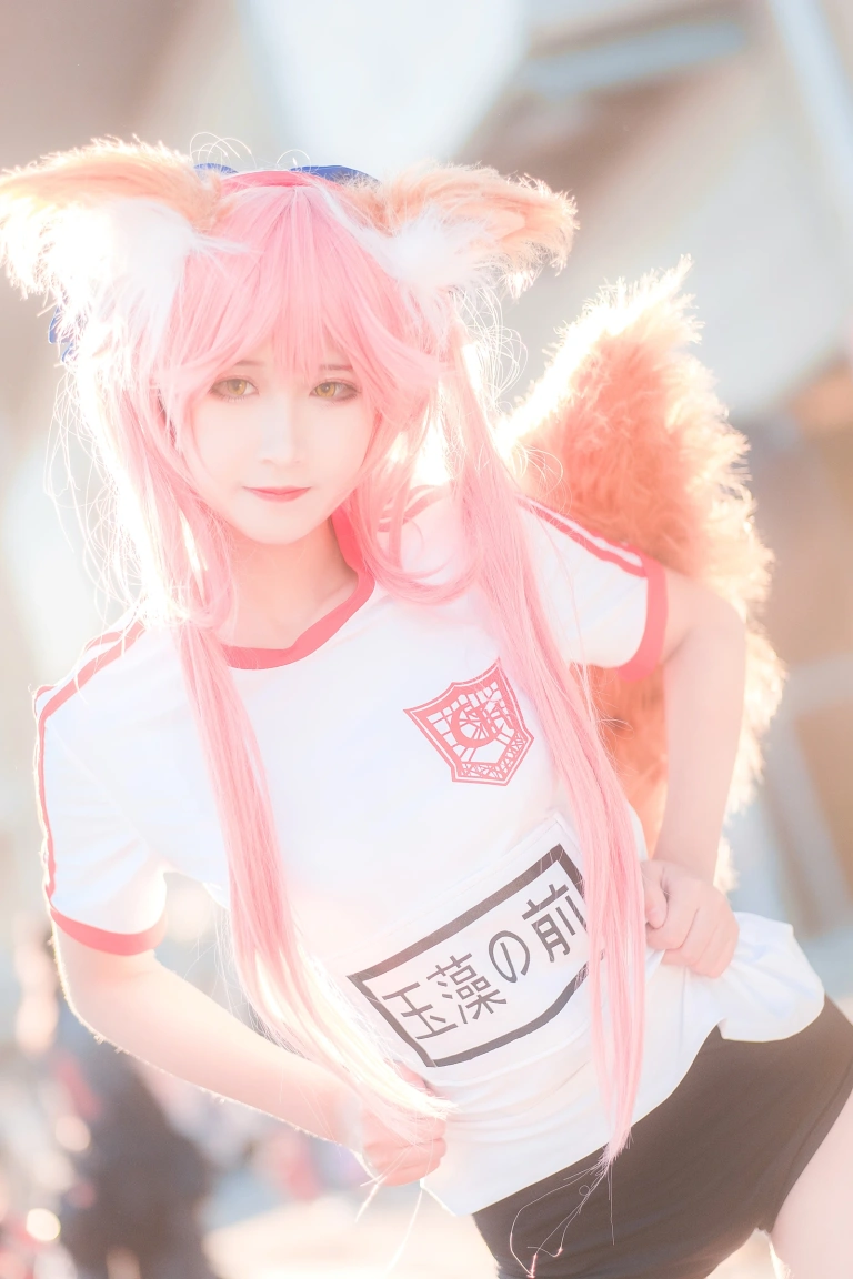 三度_69《玉藻前 运动装》主题写真：9张全套美图