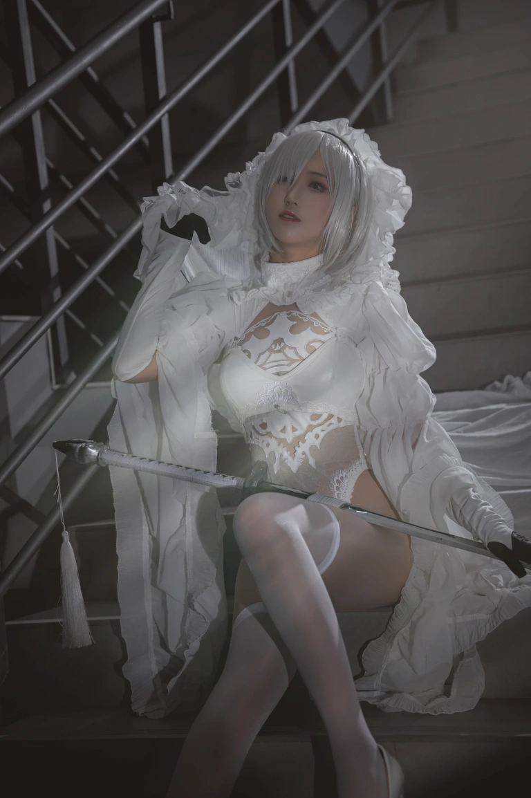 三度_69《2B 自拍》主题写真：27张全套美图