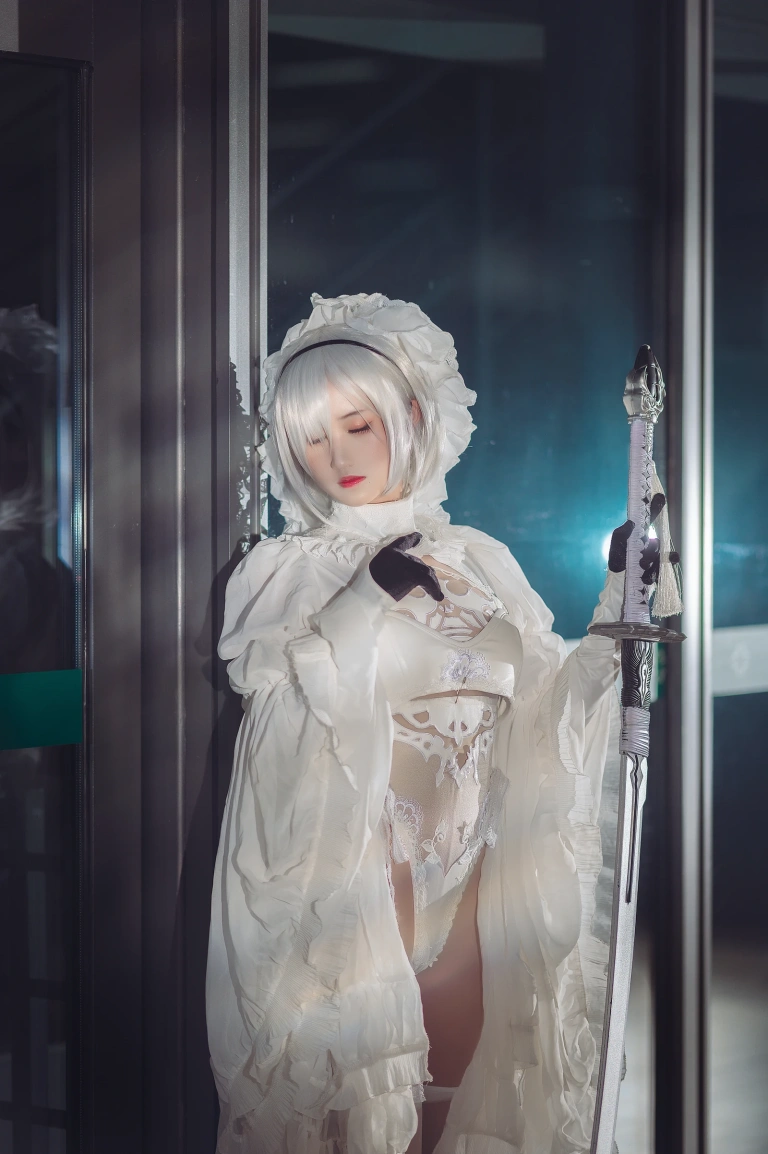 三度_69《2B 自拍》主题写真：27张全套美图