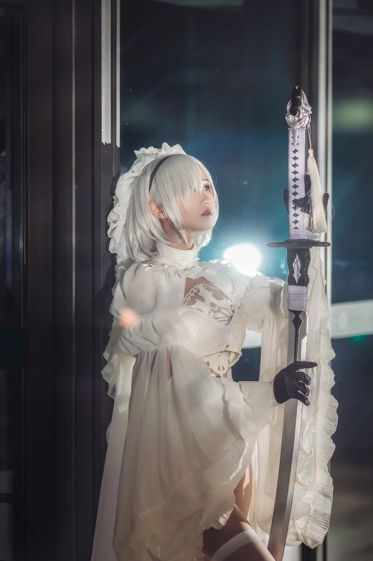 三度_69《2B 自拍》主题写真：27张全套美图