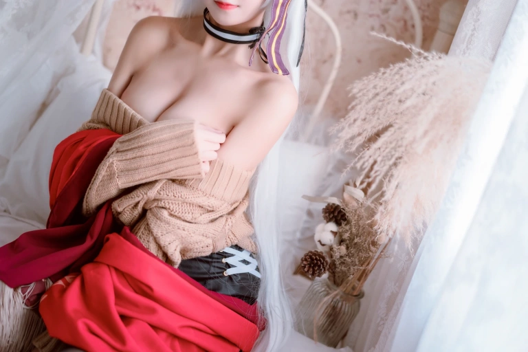 三度_69《贝尔法斯特》主题写真：19张全套美图