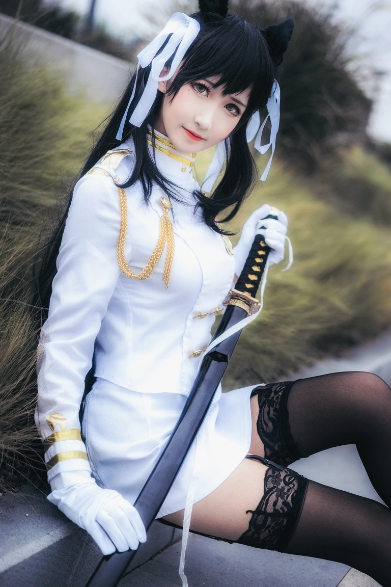 三度_69《碧蓝航线》主题写真：34张全套美图