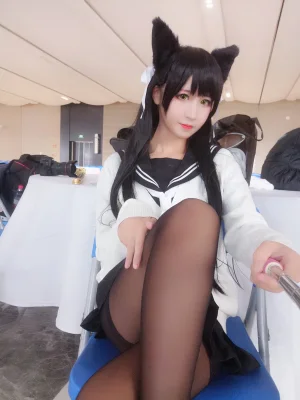 三度_69《碧蓝航线》主题写真：34张全套美图