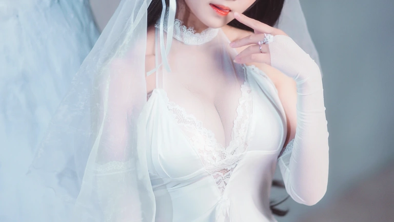 三度_69《碧蓝航线 犬》主题写真：22张全套美图