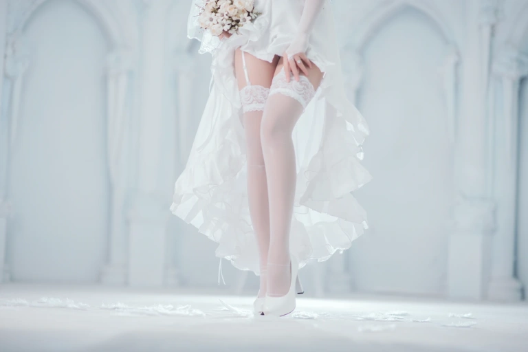 三度_69《碧蓝航线 犬》主题写真：22张全套美图