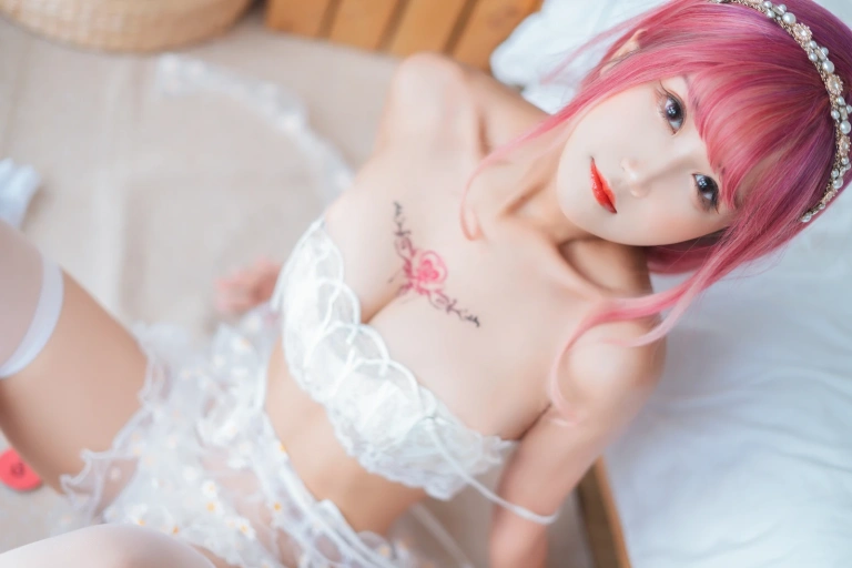 三度_69《雏菊围裙》主题写真：47张全套美图