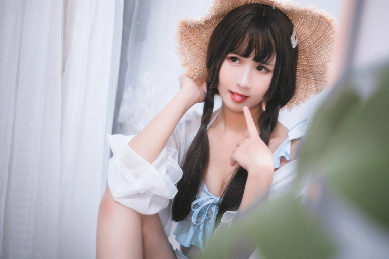 三度_69《房间里的夏天》主题写真：42张全套美图
