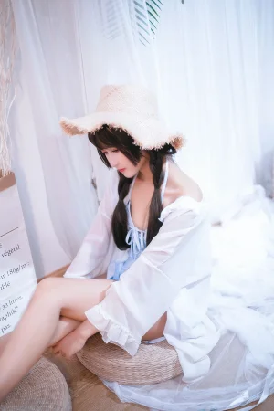 三度_69《房间里的夏天》主题写真：42张全套美图
