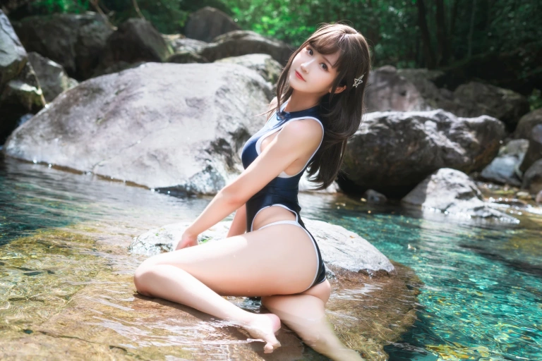 三度_69《竞泳》主题写真：21张全套美图，含7个视频