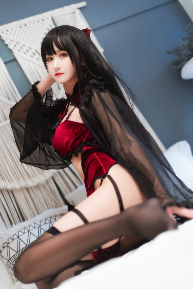 三度_69《勒肉旗袍》主题写真：26张全套美图