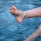 三度_69《玛修泳装》主题写真：41张全套美图